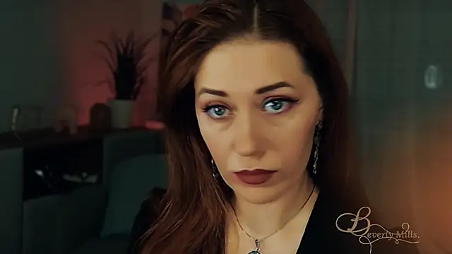 MissBeverlyMills online show from 01-11-26, 05:34