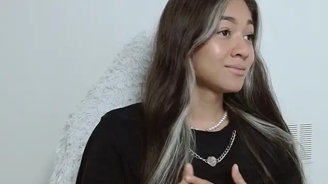 hantonella  online show from 11-10-25, 02:38