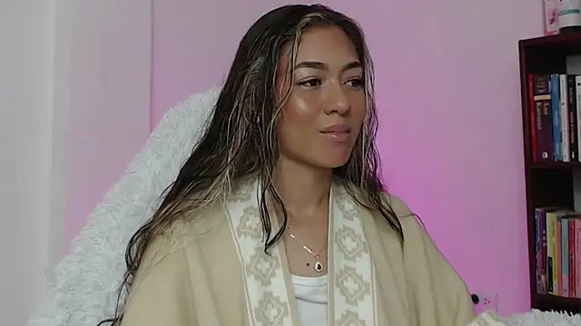 hantonella  online show from 01-12-26, 12:32