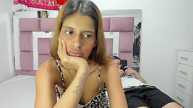 bigcock iris08 online show from 12-20-24, 10:43