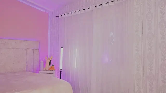 Snapshot of VeronicaMartiin chatting on 02-28-26, 09:27 VeronicaMartiin online show from 02-28-26, 09:27