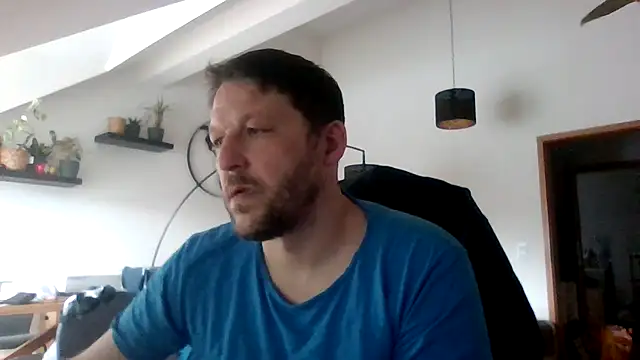 BennyLommy online show from 02-07-26, 01:37