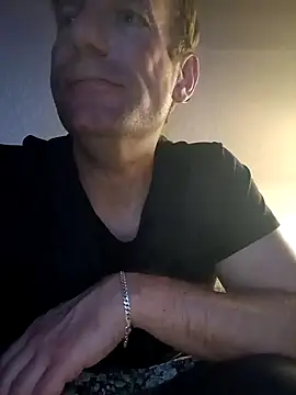 MArciQuarky online show from 02-14-25, 11:31