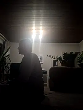 MArciQuarky online show from 10-29-25, 08:43