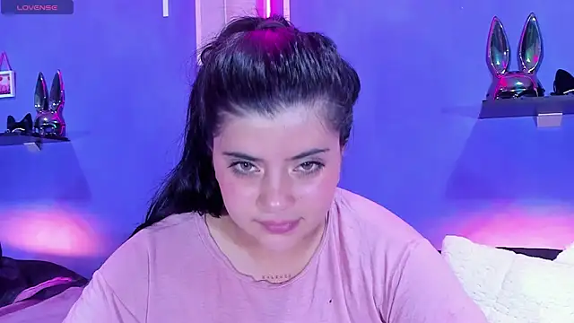 Snapshot of Alexa_Espinoza chatting on 12-20-24, 06:02 Alexa Espinoza online show from 12-20-24, 06:02