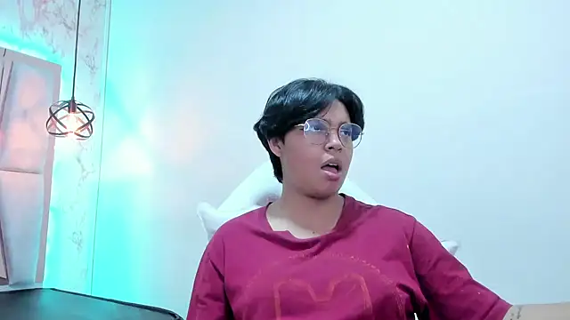 Snapshot of Emmapark_ chatting on 03-06-25, 01:05 Emmapark online show from 03-06-25, 01:05