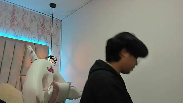 Snapshot of Emmapark_ chatting on 03-22-25, 11:21 Emmapark online show from 03-22-25, 11:21