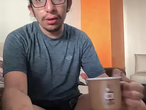 littlelatinhunter online show from 11-22-25, 11:31