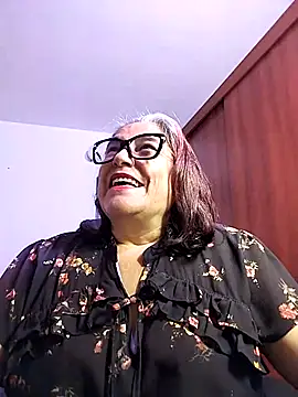 MARIANMILLS   online show from 12-20-25, 01:02