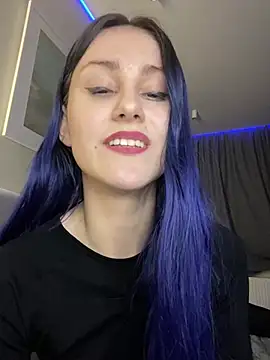 Erotic Synth Goddess online show from 12-30-24, 07:00