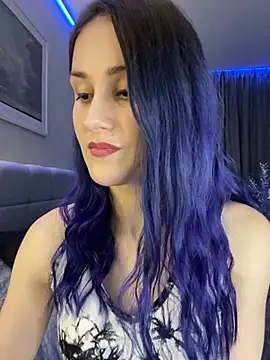 Erotic Synth Goddess online show from 01-20-25, 06:21