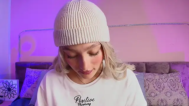 Giaa Ross online show from 01-27-25, 02:35