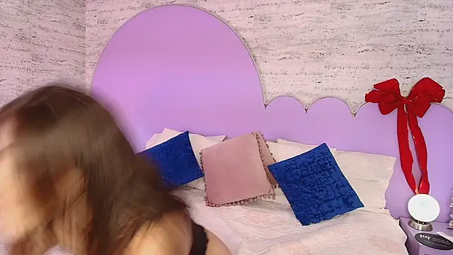 Giaa Ross online show from 02-19-26, 07:32