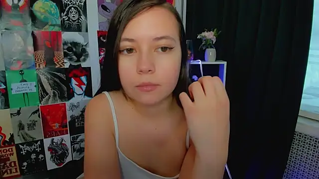 Snapshot of Lina_Brownie chatting on 01-11-25, 05:20 Lina Brownie online show from 01-11-25, 05:20