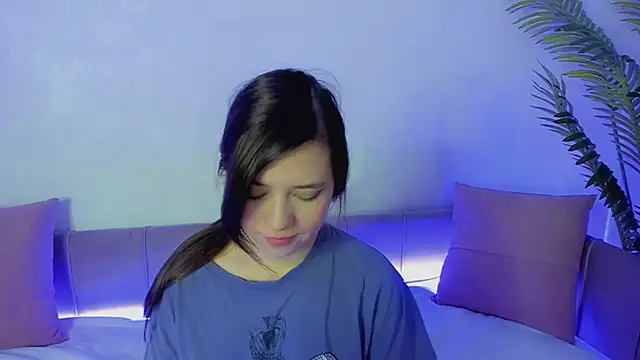 Snapshot of Lina_Brownie chatting on 01-12-25, 02:14 Lina Brownie online show from 01-12-25, 02:14