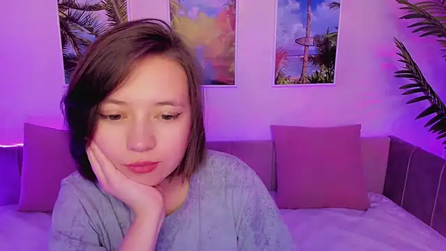 Snapshot of Lina_Brownie chatting on 01-18-25, 05:20 Lina Brownie online show from 01-18-25, 05:20