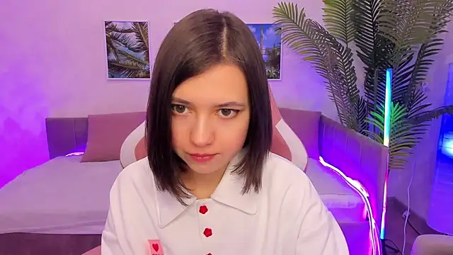 Snapshot of Lina_Brownie chatting on 02-11-25, 01:41 Lina Brownie online show from 02-11-25, 01:41