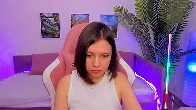 Snapshot of Lina_Brownie chatting on 02-12-25, 05:26 Lina Brownie online show from 02-12-25, 05:26