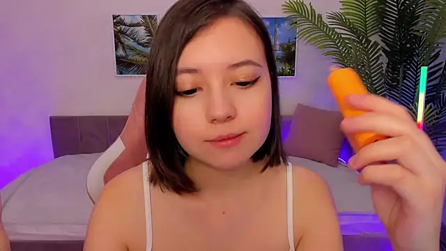 Snapshot of Lina_Brownie chatting on 03-07-25, 05:08 Lina Brownie online show from 03-07-25, 05:08