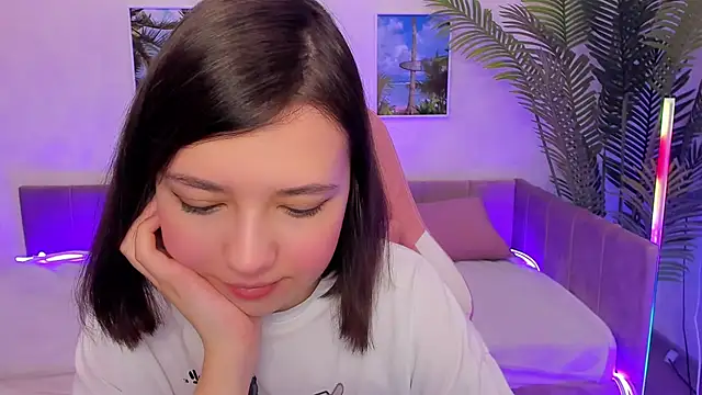 Snapshot of Lina_Brownie chatting on 03-16-25, 02:21 Lina Brownie online show from 03-16-25, 02:21