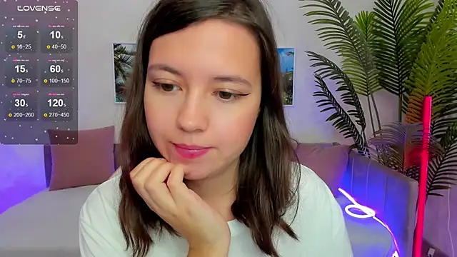 Snapshot of Lina_Brownie chatting on 10-02-25, 02:29 Lina Brownie online show from 10-02-25, 02:29