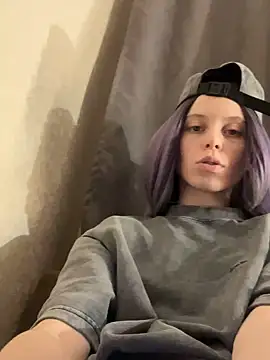 Snapshot of RinaMood chatting on 12-13-24, 03:43 RinaMood online show from 12-13-24, 03:43