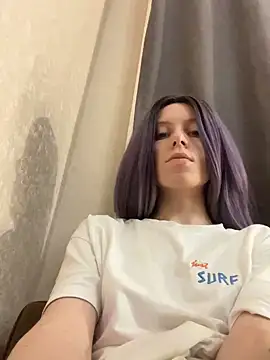 Snapshot of RinaMood chatting on 12-20-24, 01:43 RinaMood online show from 12-20-24, 01:43