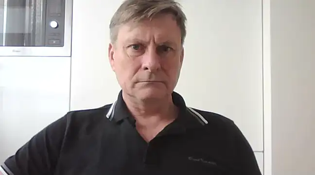 johnnym1 online show from 02-03-25, 01:08