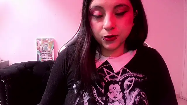 Snapshot of Acid666_alice chatting on 06-15-26, 12:51 Acid666 alice online show from 06-15-26, 12:51
