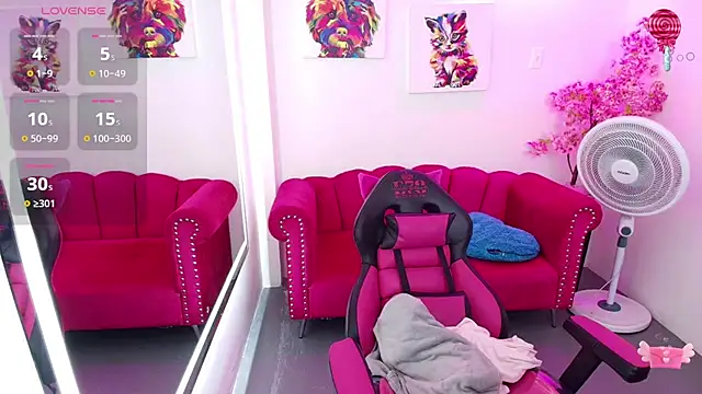 Miss dolly  online show from 11-14-25, 12:26