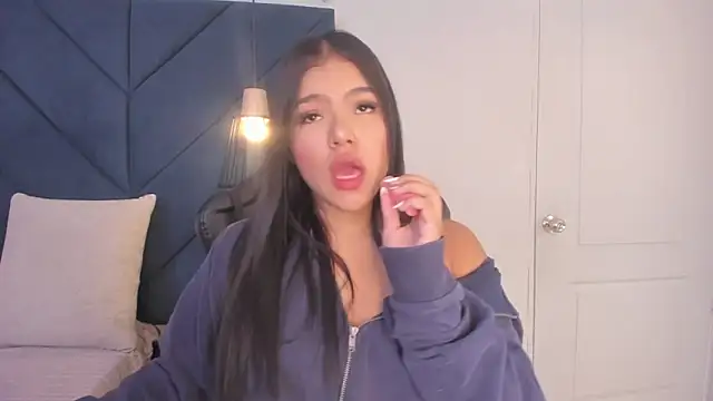 Snapshot of sarita_hills chatting on 12-12-24, 03:54 sarita hills online show from 12-12-24, 03:54