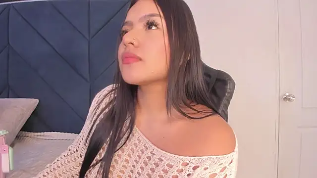 Snapshot of sarita_hills chatting on 12-20-24, 07:44 sarita hills online show from 12-20-24, 07:44