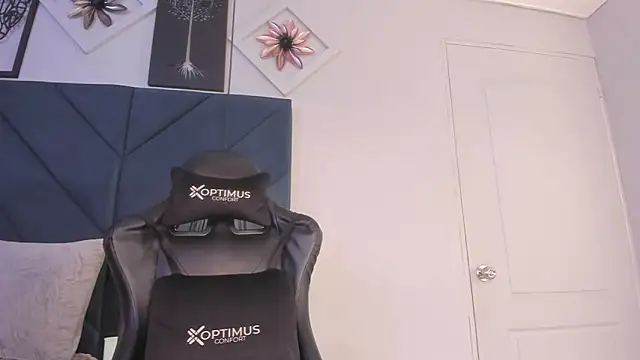 Snapshot of sarita_hills chatting on 01-22-25, 07:14 sarita hills online show from 01-22-25, 07:14