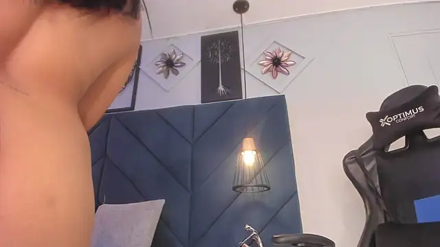 Snapshot of sarita_hills chatting on 02-27-25, 07:12 sarita hills online show from 02-27-25, 07:12