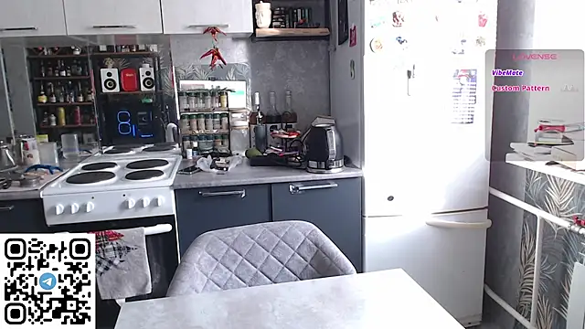 Kelly Hardy online show from 03-14-25, 08:53