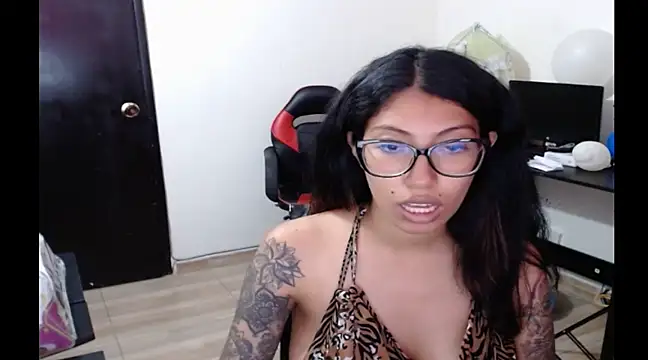 sofia rosse4 online show from 12-03-24, 07:00