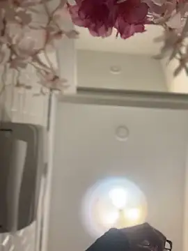 Snapshot of NikaMur chatting on 03-03-25, 09:44 NikaMur online show from 03-03-25, 09:44