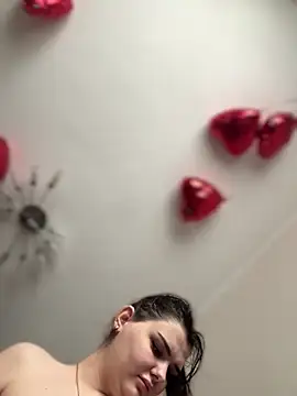 Snapshot of NikaMur chatting on 03-05-25, 06:44 NikaMur online show from 03-05-25, 06:44