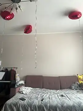 Snapshot of NikaMur chatting on 03-08-25, 04:45 NikaMur online show from 03-08-25, 04:45