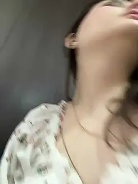 Snapshot of NikaMur chatting on 03-23-25, 06:05 NikaMur online show from 03-23-25, 06:05