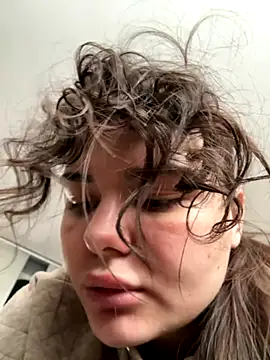 Snapshot of NikaMur chatting on 10-13-25, 03:06 NikaMur online show from 10-13-25, 03:06