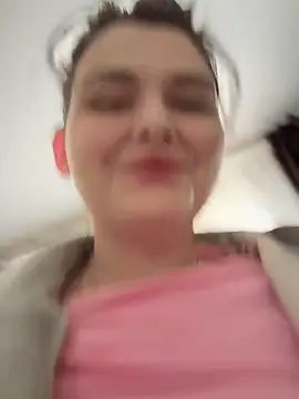 Snapshot of NikaMur chatting on 10-28-25, 02:59 NikaMur online show from 10-28-25, 02:59