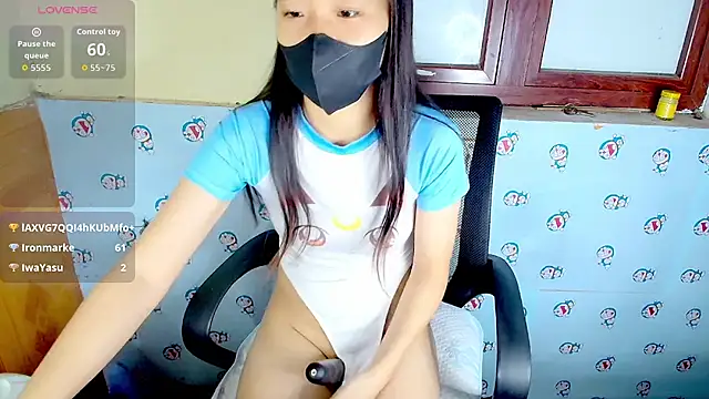   Saphia   online show from 11-11-25, 04:45