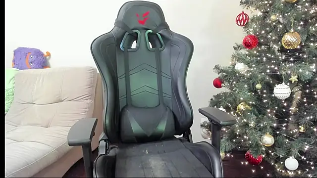 your bunnygirl online show from 12-20-24, 06:19