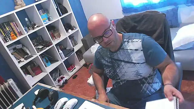 ravingr4d4 online show from 10-09-25, 10:35