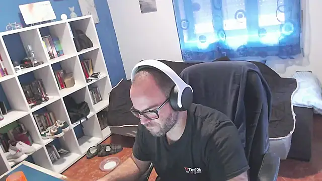 ravingr4d4 online show from 11-13-25, 11:31