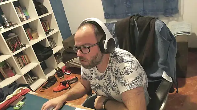 ravingr4d4 online show from 11-21-25, 12:54