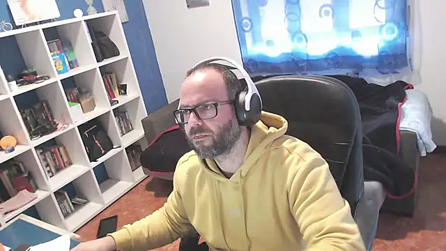 ravingr4d4 online show from 12-04-25, 12:58