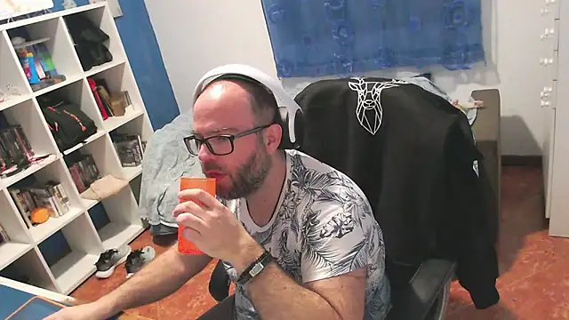 ravingr4d4 online show from 02-21-26, 12:44