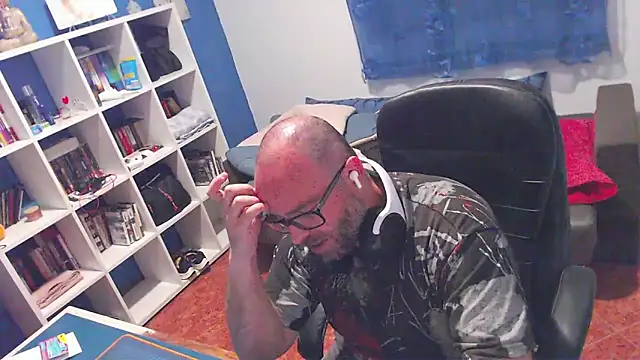 ravingr4d4 online show from 04-18-26, 10:21